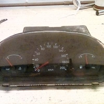 Tellerklok  Hyundai Exel 98r P-01 7111-0550 164426 Km (3)