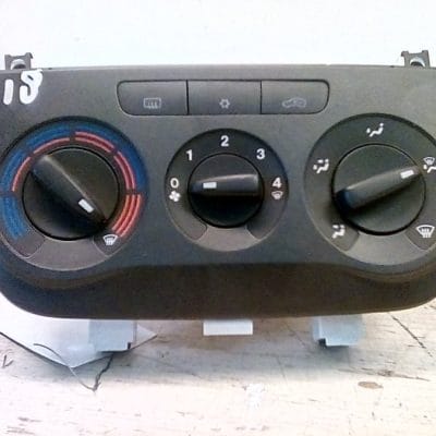 Kachel Bedieningspaneel met artikelnummer 1848819141 Peugeot 307 2002       (18)