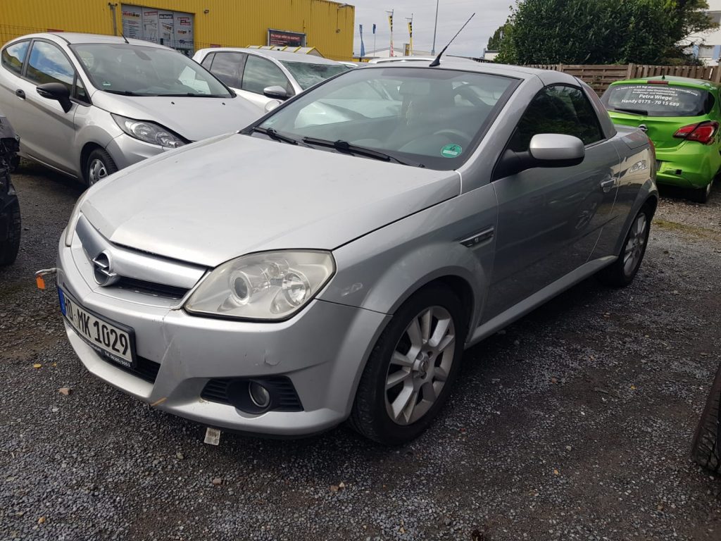 Gebruikte Onderdelen Opel Tigra Twintop 1.4 16V. 10-2004 / 03-2010 MOT.Z14XEP 66KW